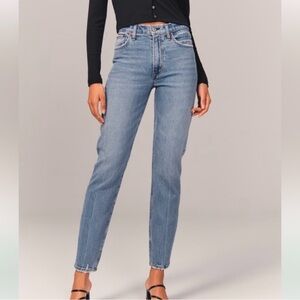 The Mom High Rise - Light Blue